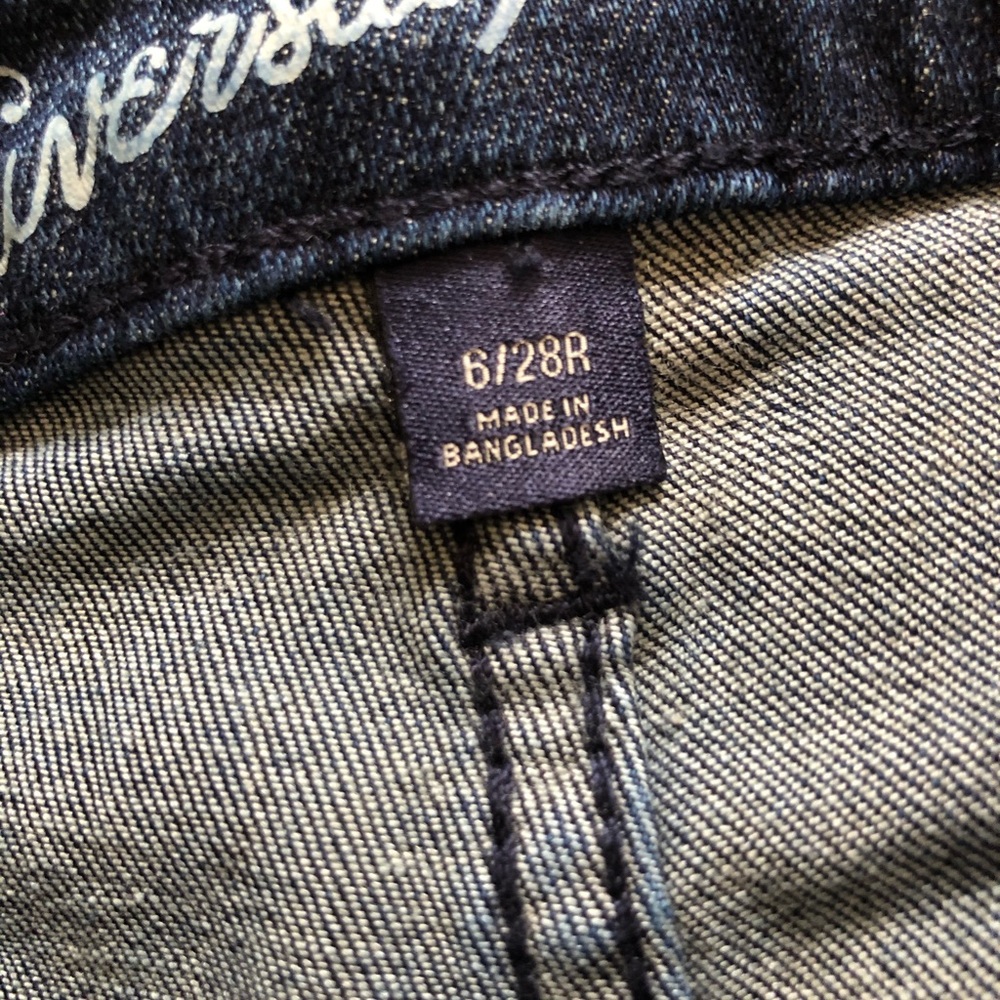 Jeans - Picture 3 of 3